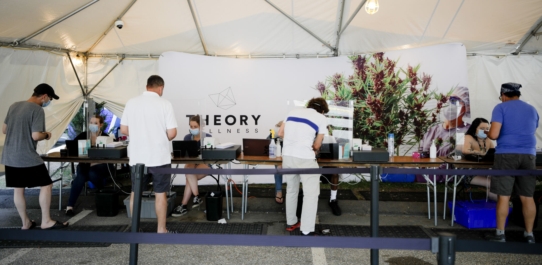 THEORYCURBSIDE